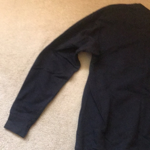 Unisex Disney Pixar Brave Merida Mum Sweatshirt. Size small. EUC. - Picture 5 of 6